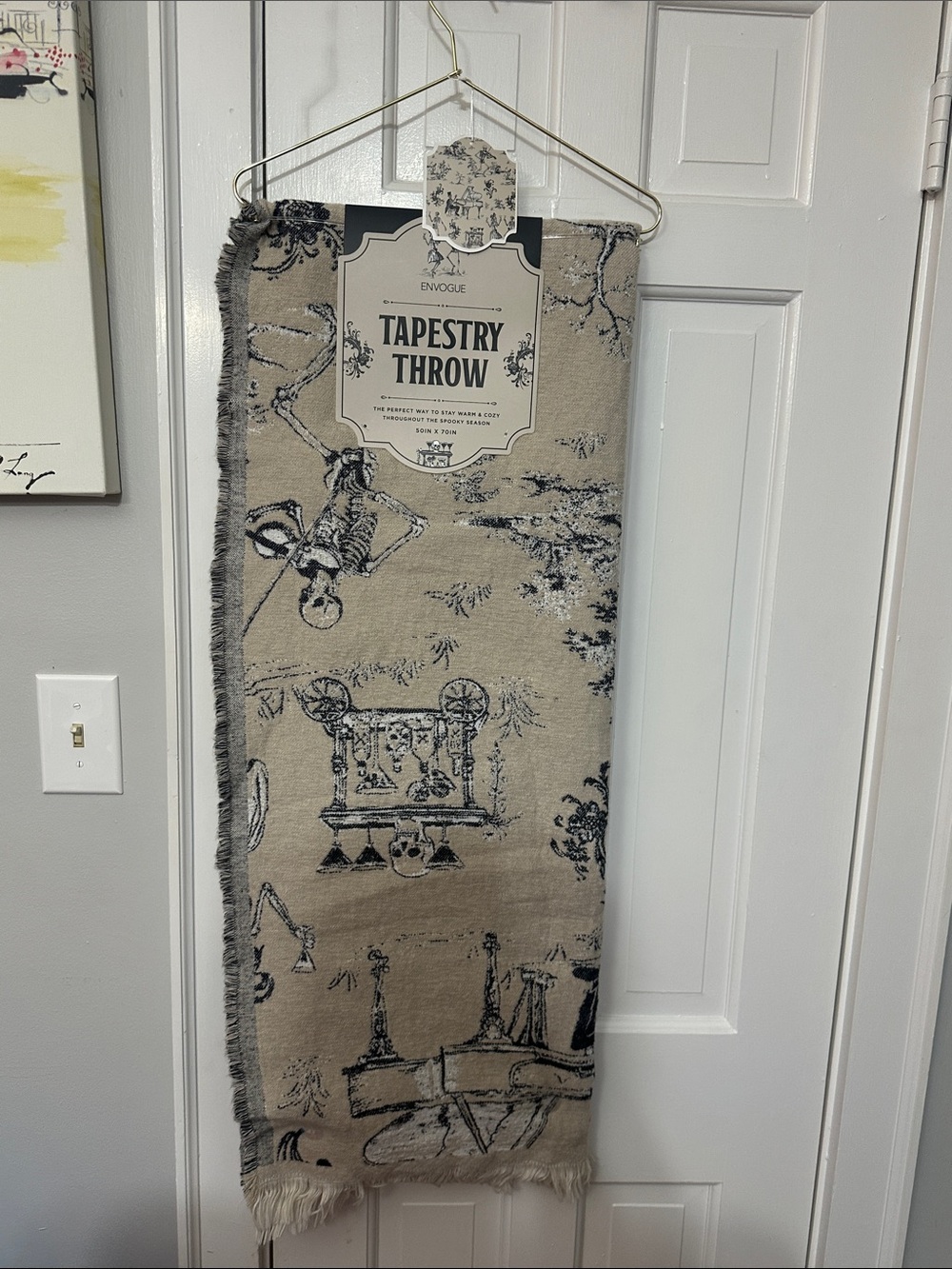 Envogue halloween tapestry throw